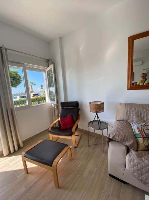 Sea Escape 2 Apartment Almunecar Bagian luar foto